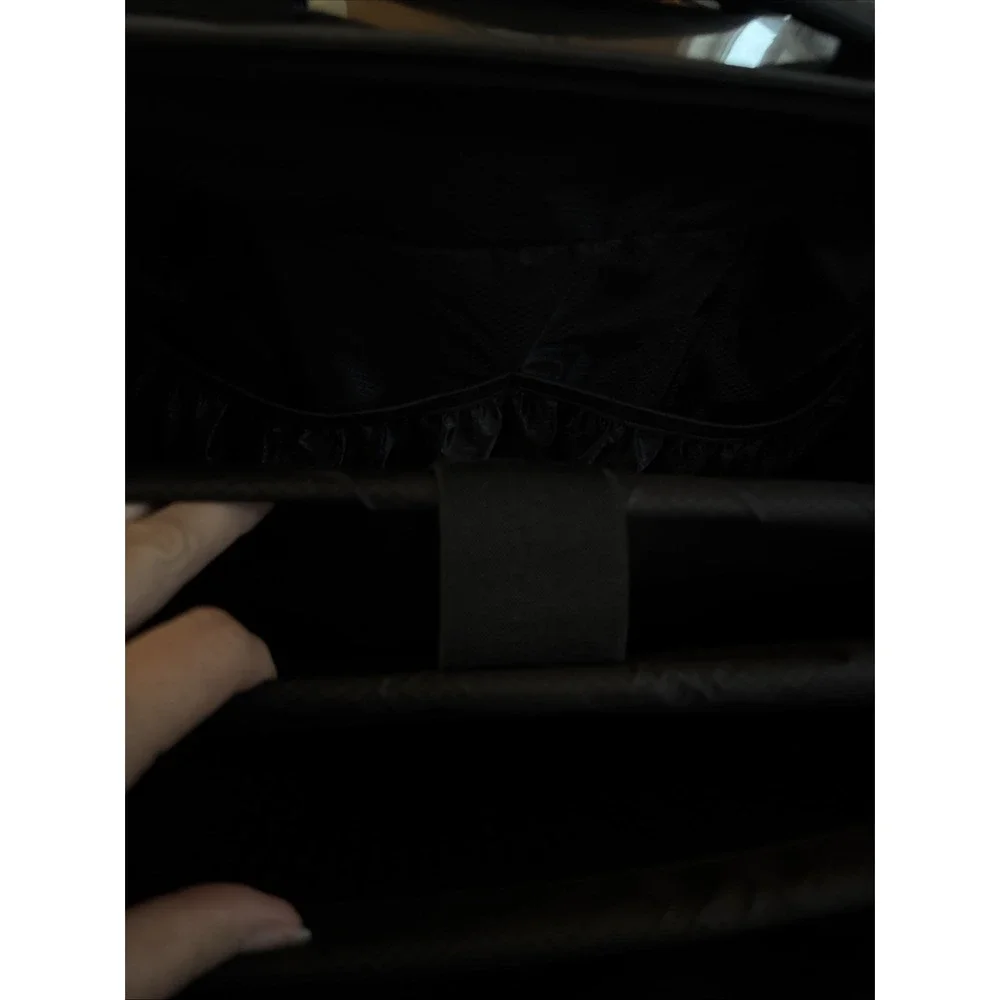 Tumi size carry